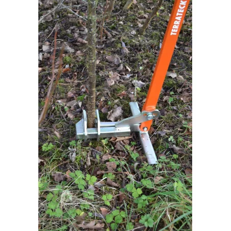 Manual shrub puller